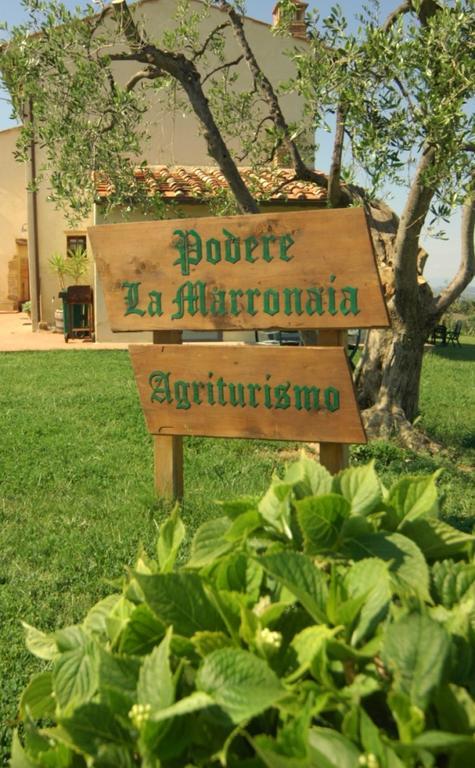 Agriturismo Podere La Marronaia Сан-Джиминьяно Экстерьер фото