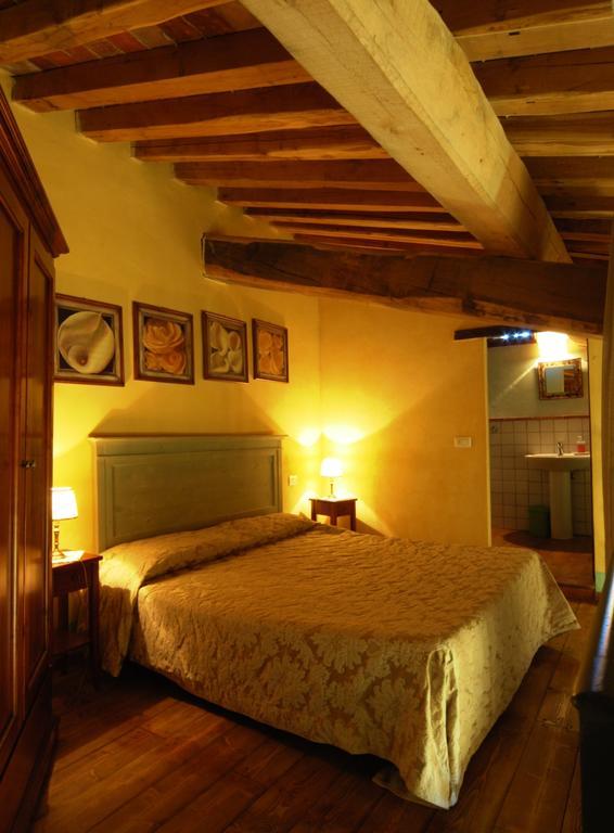 Agriturismo Podere La Marronaia Сан-Джиминьяно Экстерьер фото